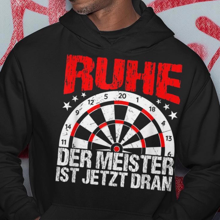 Rest Der Meister Ist Jetzt Dran Dart Spieler Schwarzes Hoodie Lustige Geschenke