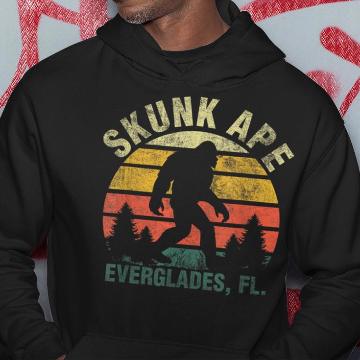 Retro Vintage Skunk Ape Florida Everglades Bigfoot Hoodie Unique Gifts