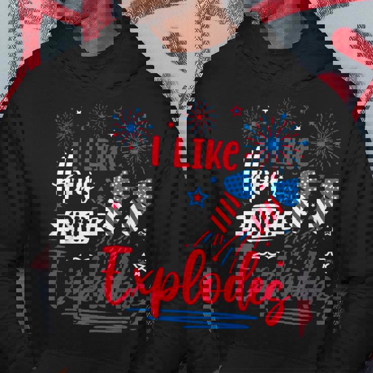 I Like How She Explodes Fireworks Couple 4Th Of July Hoodie Personalized Gifts