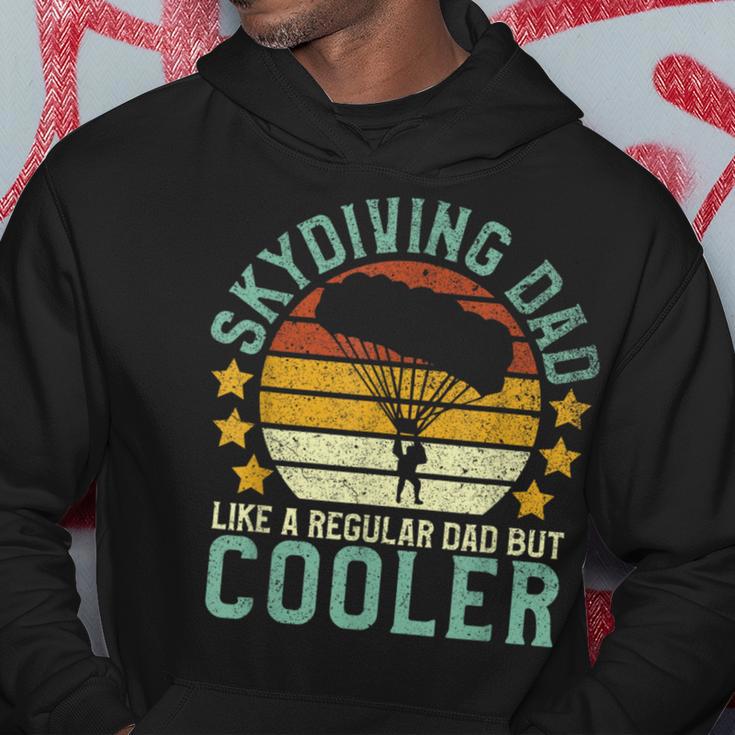 Skydiving Dad Parachuting Skydiver Father's Day Hoodie Unique Gifts