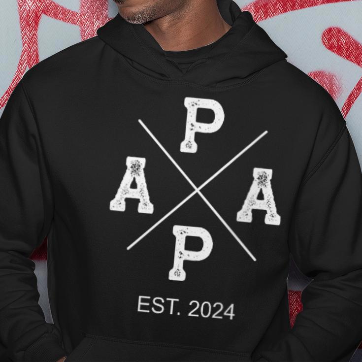 Stolzer Papa 2024 Papa Life Papa Est 2024 Kapuzenpullover Lustige Geschenke