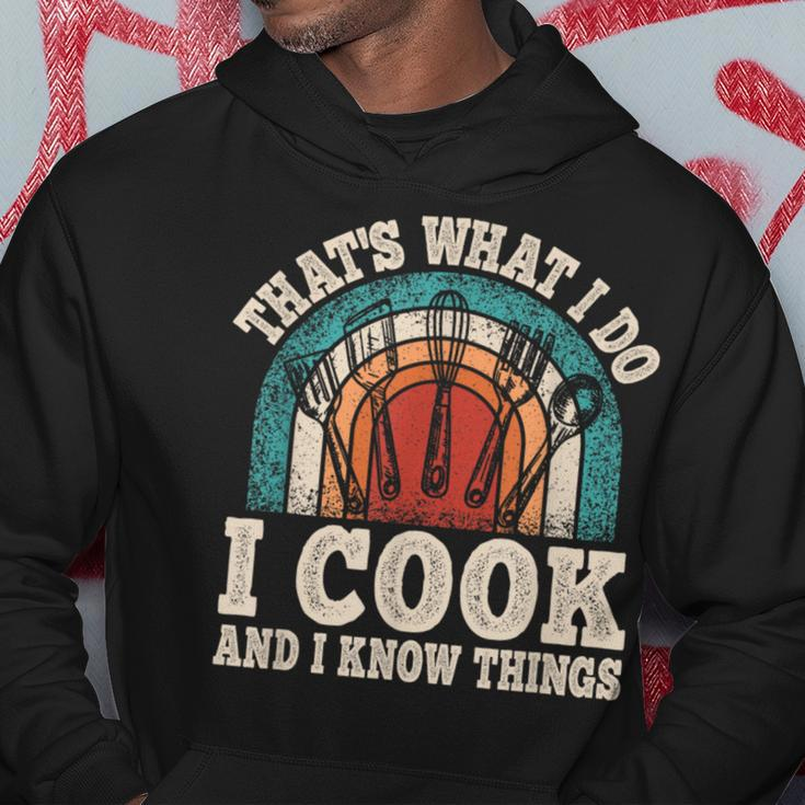 That's What I Do I Cook And I Know Things Cooking Hoodie Funny Gifts