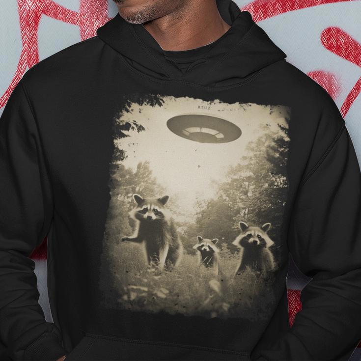 Vintage Waschbär Raccoon Ufo Alien Motiv Tier Waschbär Kapuzenpullover Lustige Geschenke