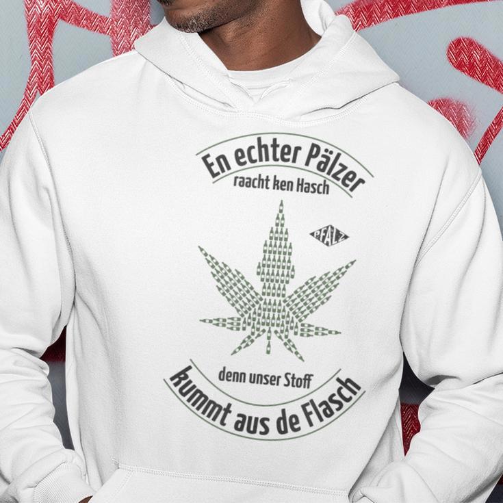 Ein Echter Pfälzer Raucht Kein Cannabis Pfalz Marihuana Wein Hoodie Lustige Geschenke