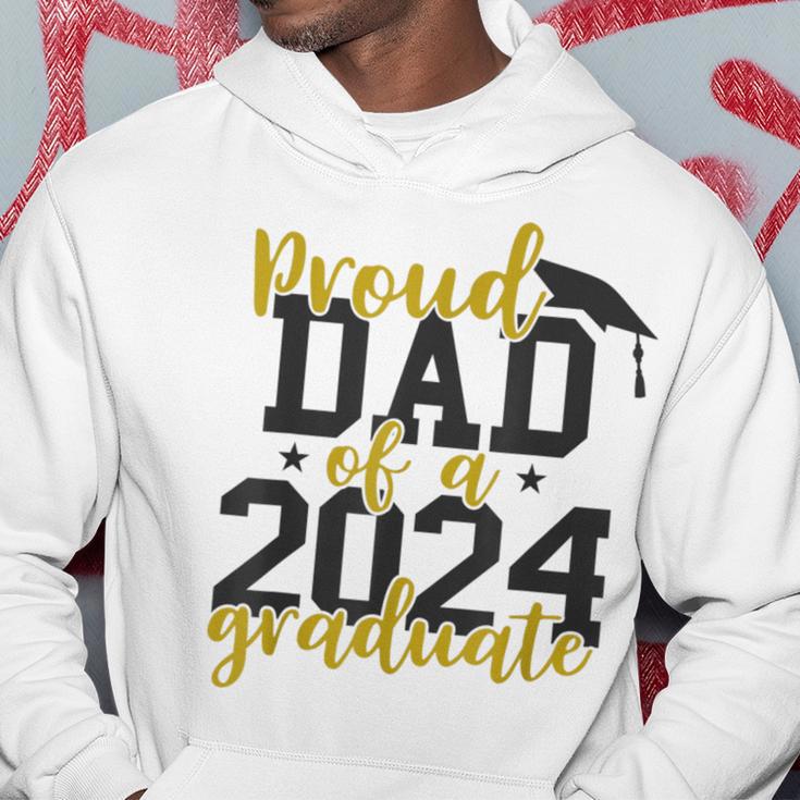 Stolzer Papa Einer Klasseon 2024 Absolventen-Abschluss Kapuzenpullover Lustige Geschenke