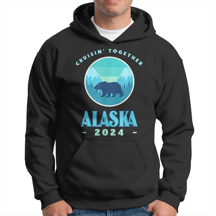 Alaska 2024 Alaska Souvenirs Family Friends Group Hoodie