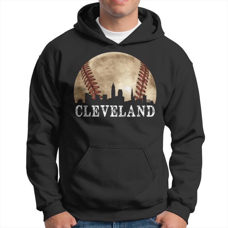 Cleveland Skyline City Vintage Baseball Lover Hoodie