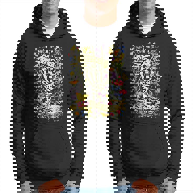 Concienciación De La Salud Mental De Flores Silvestres Retro Protect Your Peace Sudadera