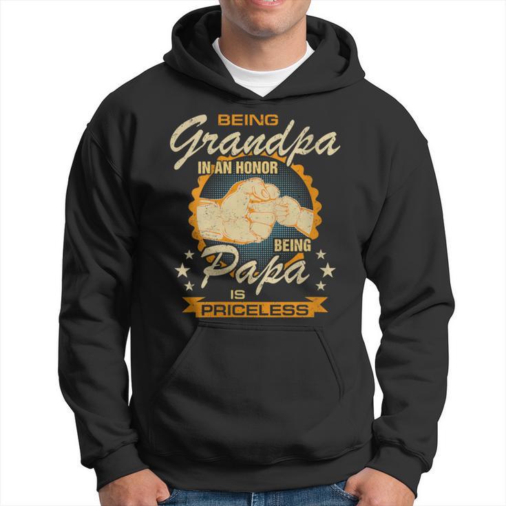 Damen Being Grandpa Is An Honor Being Papa Is Priceless Best Dad Mit-Ausschnitt Kapuzenpullover