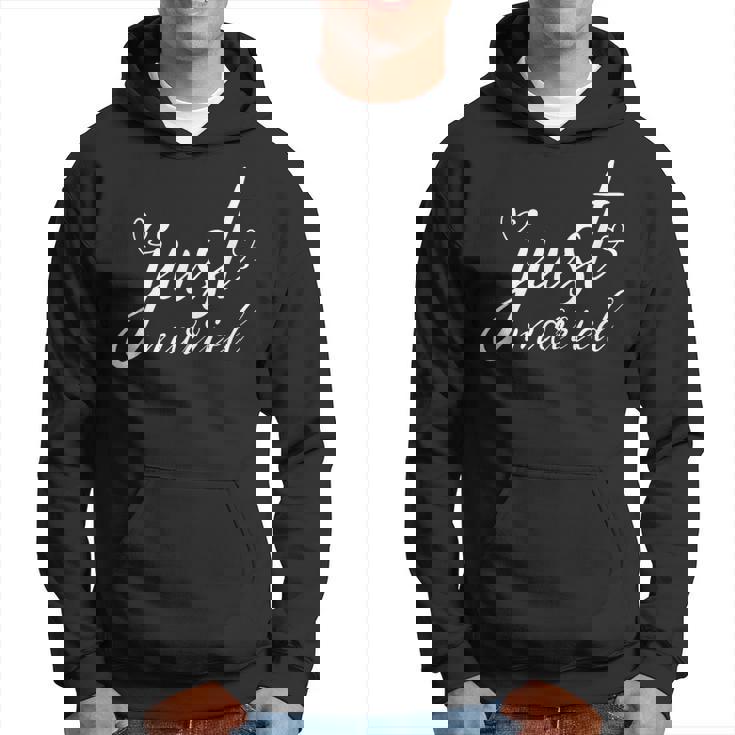 Just Married Wedding Couples Beach Vacation Honeymoon Hoodie