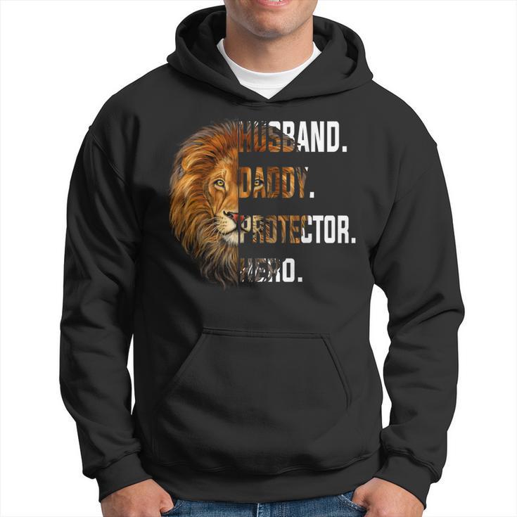 Lion Dad Husband Daddy Protector Hero Fathers Day 2024 Hoodie