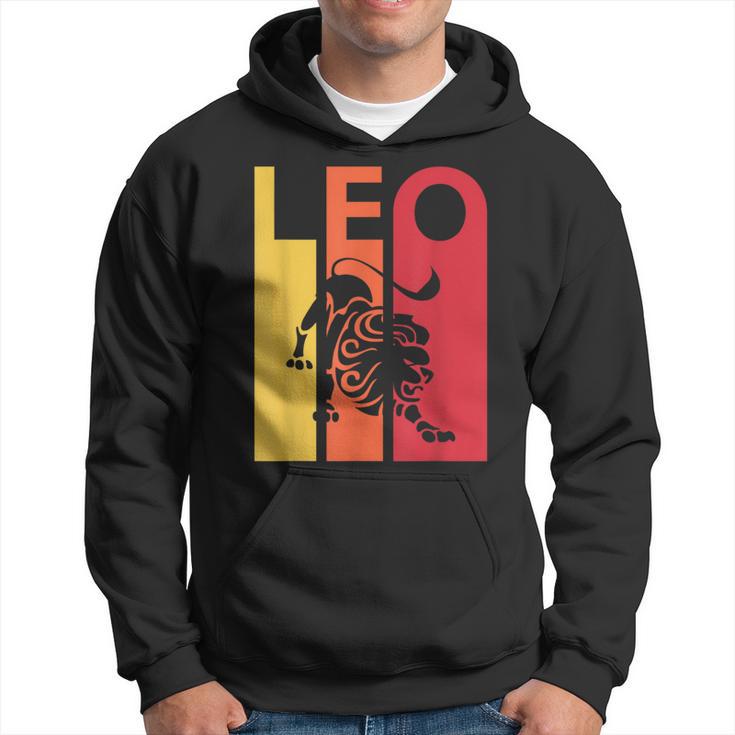 Retro Leo Zodiac Sign July August Birthday Vintage Leo Hoodie