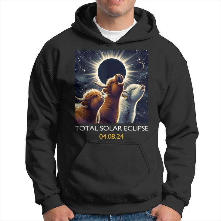 Scottish Highland Cow Howling At Total Solar Eclipse 2024 Hoodie