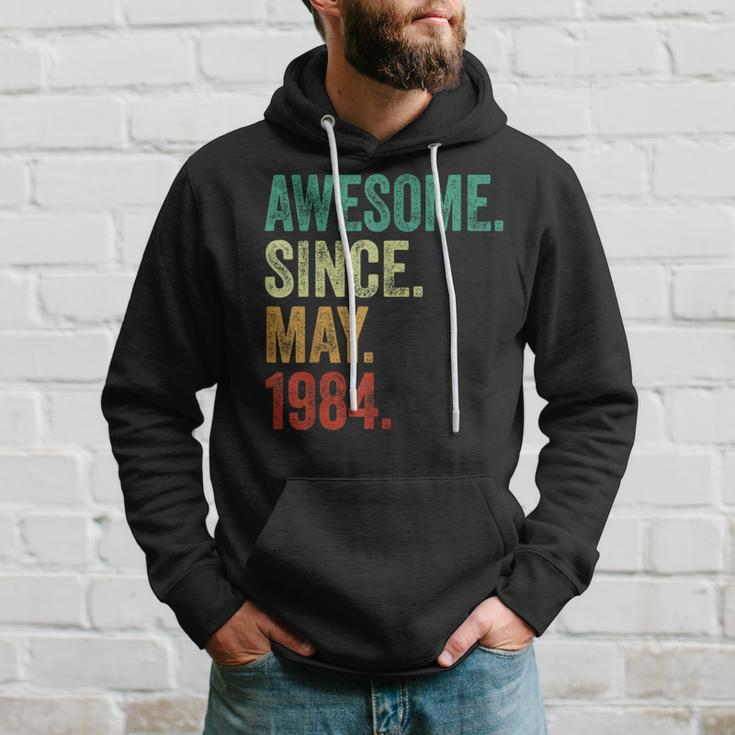 40 Years Old Awesome Since May 1984 40Th Birthday Hoodie Gifts for Him
