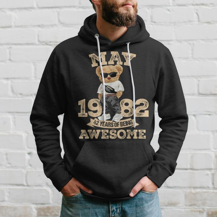 42 Years Of Being Awesome May 1982 Cool 42Nd Birthday Hoodie Gifts for Him