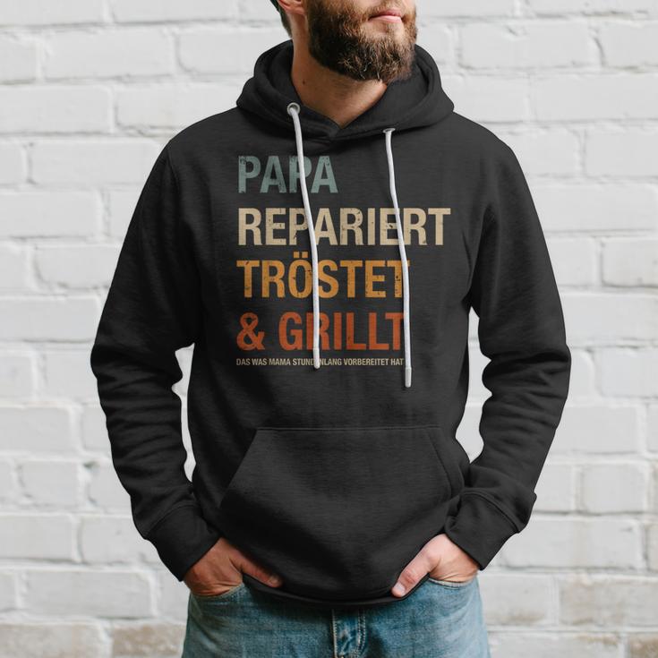 Bbq Papa Repariert Komöstet Und Grillt For Dad Kapuzenpullover Geschenke für Ihn