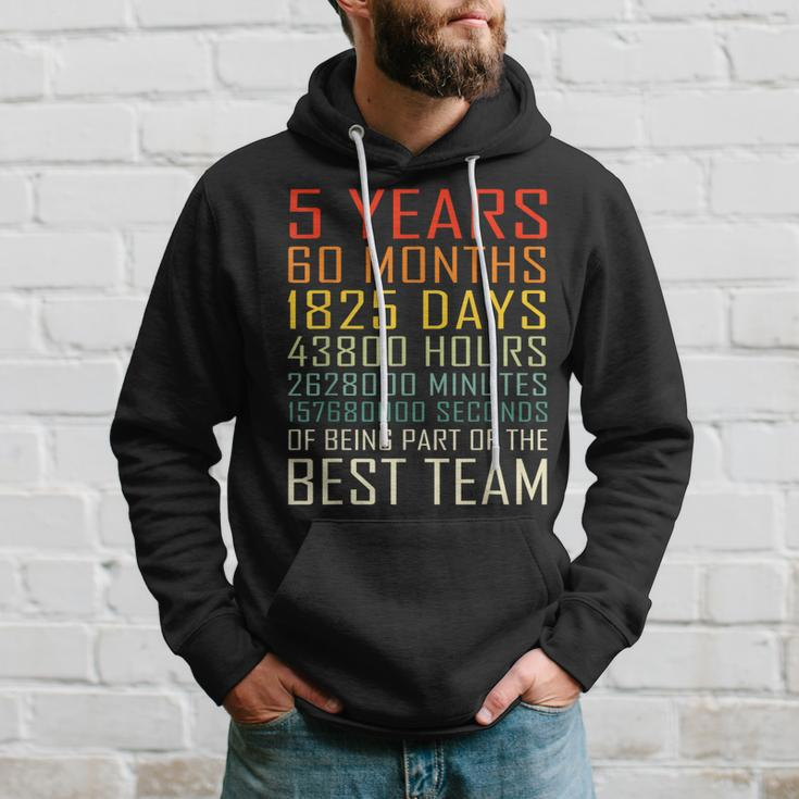 Best Team Vintage Work Anniversary 5 Years Employee Hoodie Gifts for Him