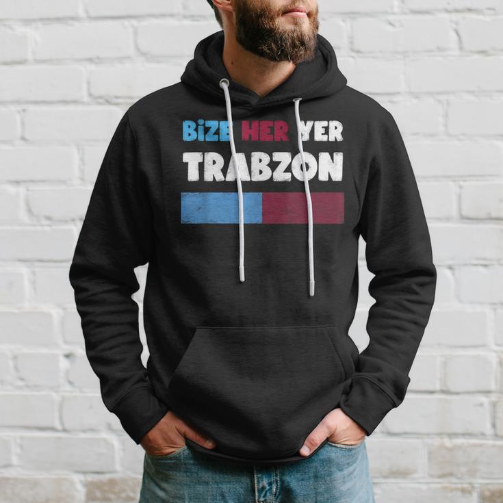 Bize Her Yer Trabzon Hediye Kapuzenpullover Geschenke für Ihn