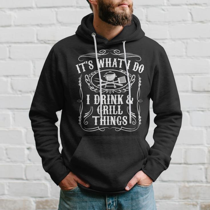 I Drink And I Grill Things Lustiges Grillgeschenk Für Papa Kapuzenpullover Geschenke für Ihn