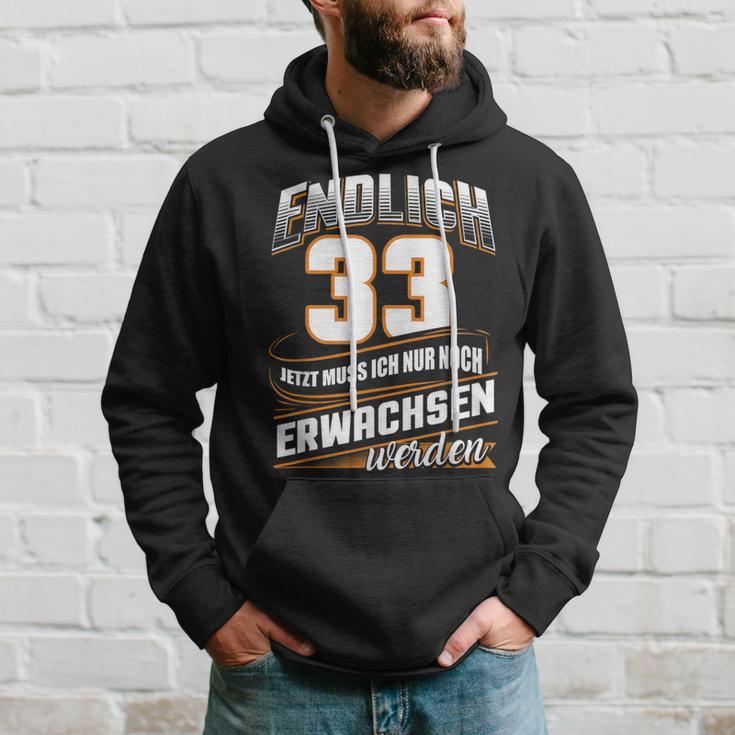 Finally 33 Nur Noch Erwachsenwerden Geburtsjahr 1989 Schwarzes Hoodie Geschenke für Ihn