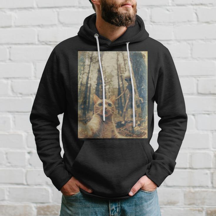 Cat Selfie Alien Vintage Ufo Alien Cat Photo Hoodie Gifts for Him