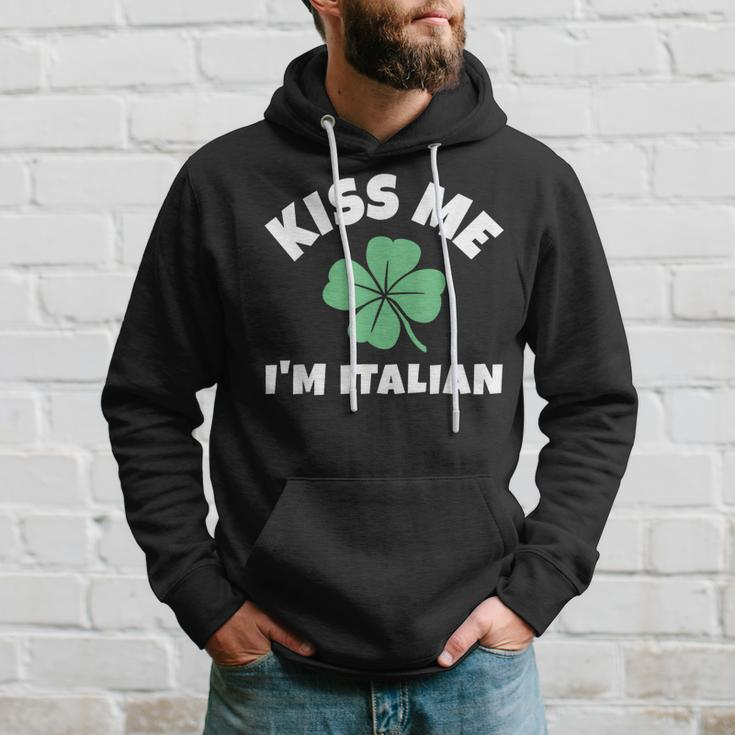 Kiss Me I'm Italian St Patrick's Day Irish Italy Hoodie Gifts for Him