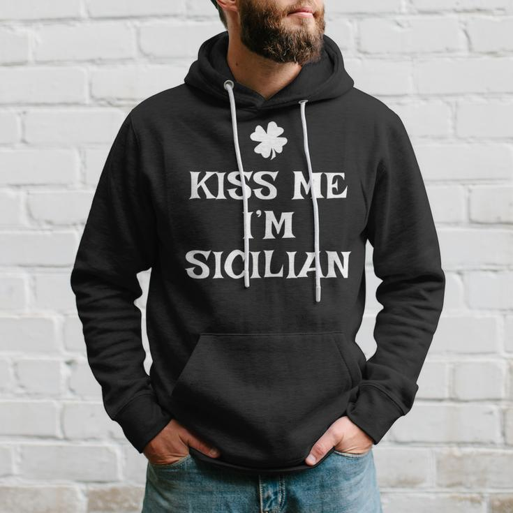 Kiss Me I'm Sicilian St Patrick's Day Irish Sicilia Hoodie Gifts for Him