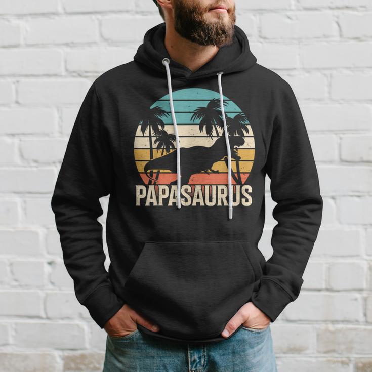 Papasaurus T-Rex Papa Dad Dino Dinosaur Kapuzenpullover Geschenke für Ihn