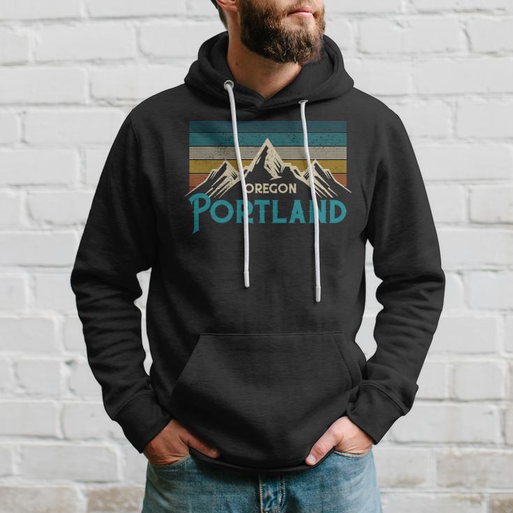 Portland Oregon Vintage Mountains Souvenir Hoodie Gifts for Him