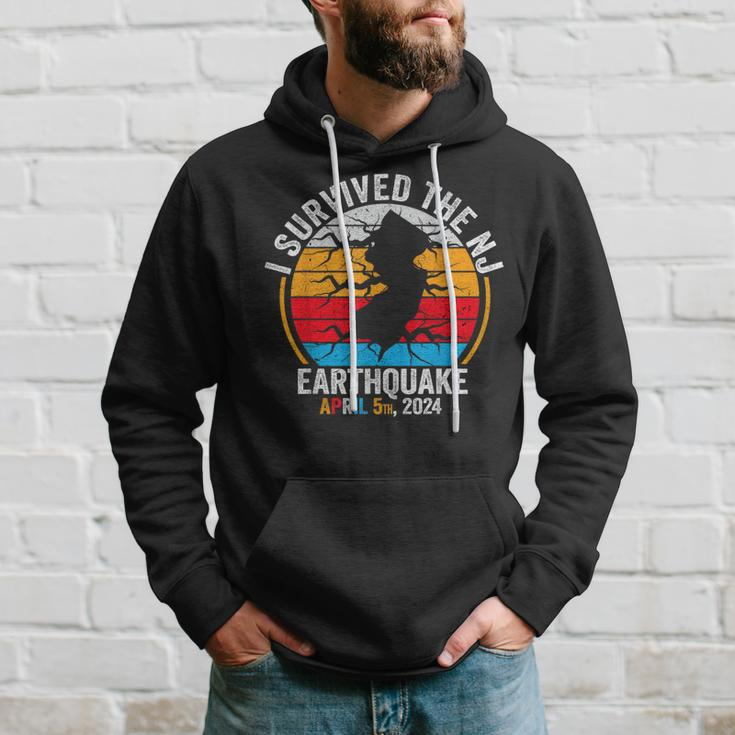 Retro Vintage I Survived The Nj Earthquake Hoodie Gifts for Him