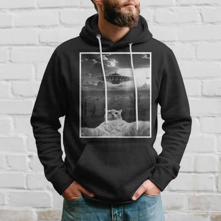 Threadwei Alien Ufo Cat Selfie Kitty Graphic Cat Lover Hoodie Gifts for Him