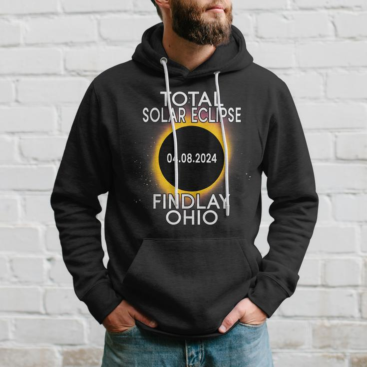 Total Solar Eclipse 2024 Findlay Ohio Sun Moon Totality Hoodie Gifts for Him