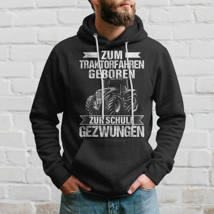 Tractor Zum Traktor Fahren Geboren Zur Schule Gezwungen Tractor Hoodie Geschenke für Ihn