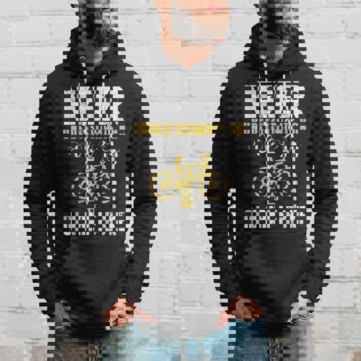 Never Underestimate An Old Guy On A Bicycle E-Bike Quote Hoodie Gifts for Him