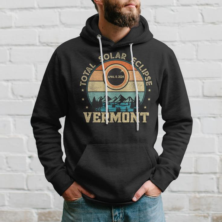 Vermont Total Solar Eclipse April 8Th 2024 Women Hoodie Gifts for Him