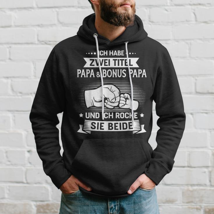 Zwei Titel Bonus Papa Rocke Zumatertag Für Stiefvater Kapuzenpullover Geschenke für Ihn