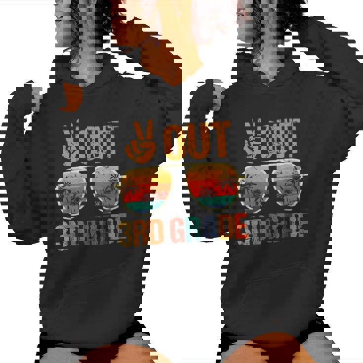 Retro Peace Out 3Rd Grade Groovy Happy Last Day Of School Women Hoodie