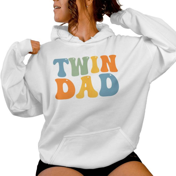 Groovy Twin Daddy Father's Day For New Dad Of Twins Women Hoodie