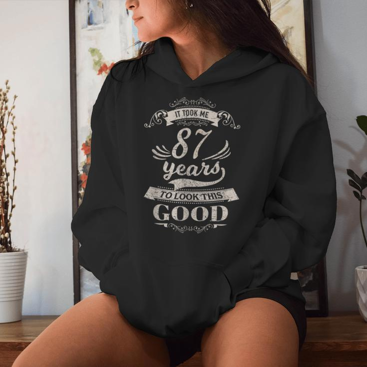 87Th Birthday Born 1932 Vintage 87 Year Old Women Hoodie Gifts for Her