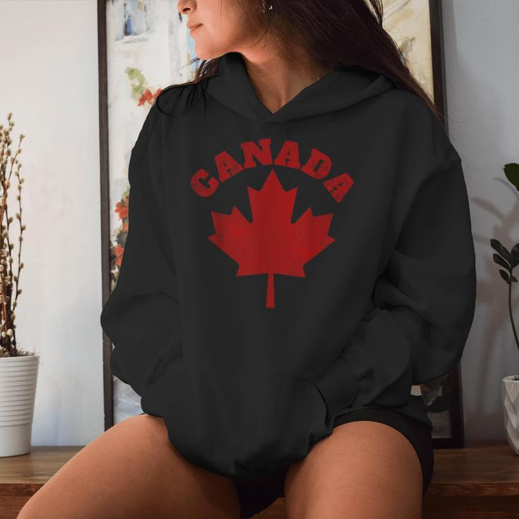 Canada Vintage Canadian Flag Leaf Maple Retro Women Hoodie Gifts for Her