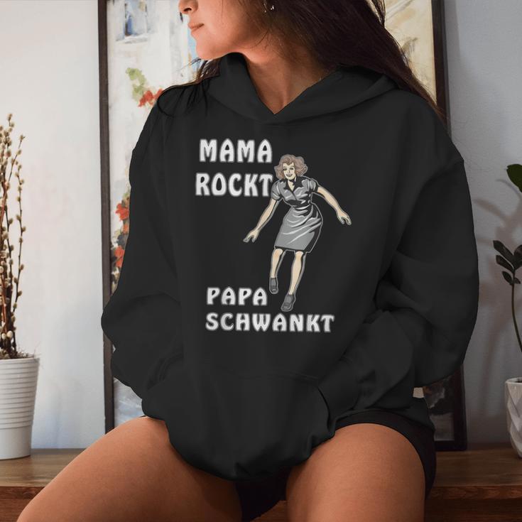 Mama Rockt Papa Schwankt Kind Familie Mama Kapuzenpullover für Damen Geschenke für Sie