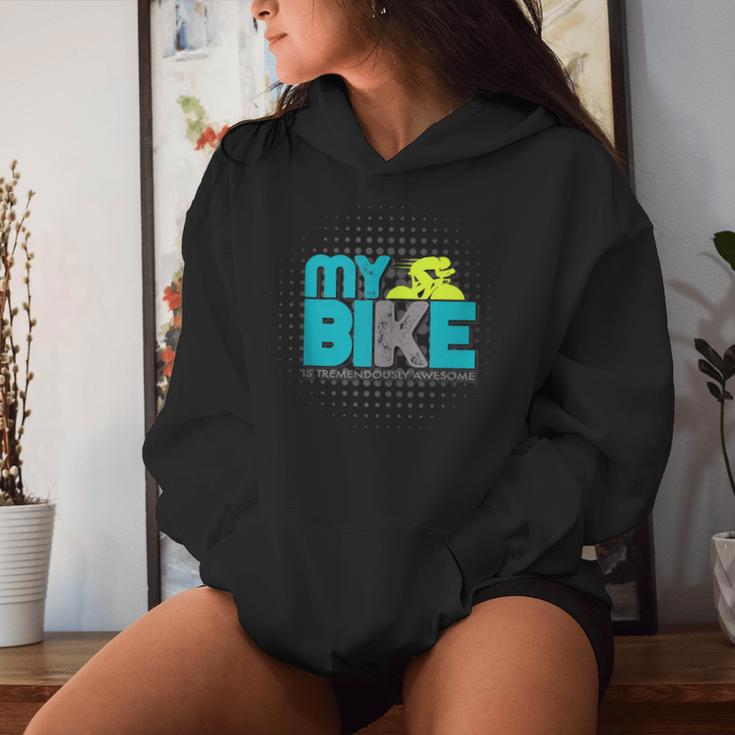 Mein Fahrrad Ist Enorm GenialErmietung Mama Und Papa Biker Kapuzenpullover für Damen Geschenke für Sie