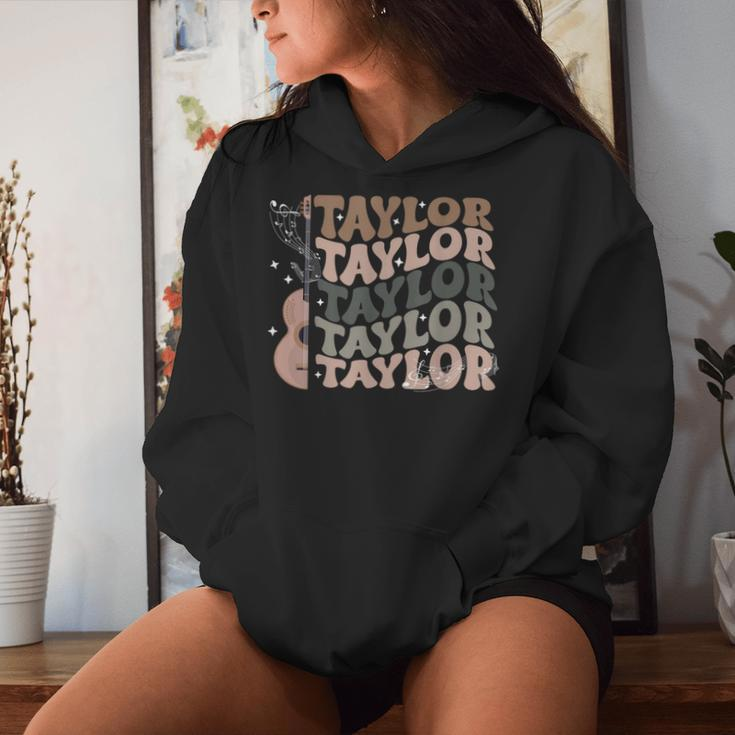 Retro 80'S Taylor First Name Personalized Groovy Birthday Women Hoodie Gifts for Her