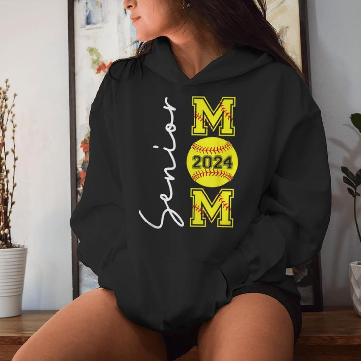 Senior Mom 2024 Softball Mommy Class Of 2024 Graduation 2024 Women Hoodie Gifts for Her