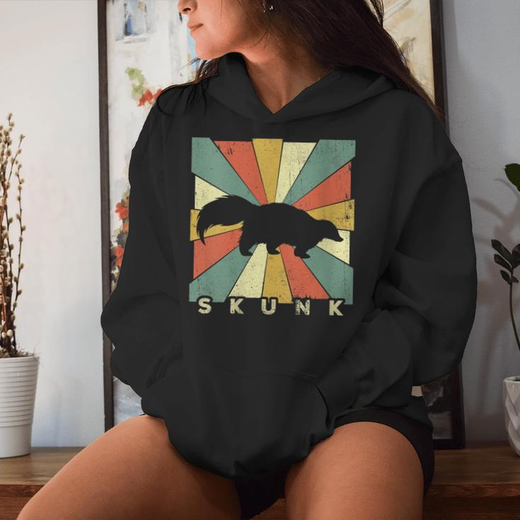 Vintage Skunk Lover Retro Style Animal Women Hoodie Gifts for Her