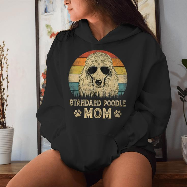 Vintage Standard Poodle Mom Dog Lovers Mother's Day Women Hoodie Gifts for Her
