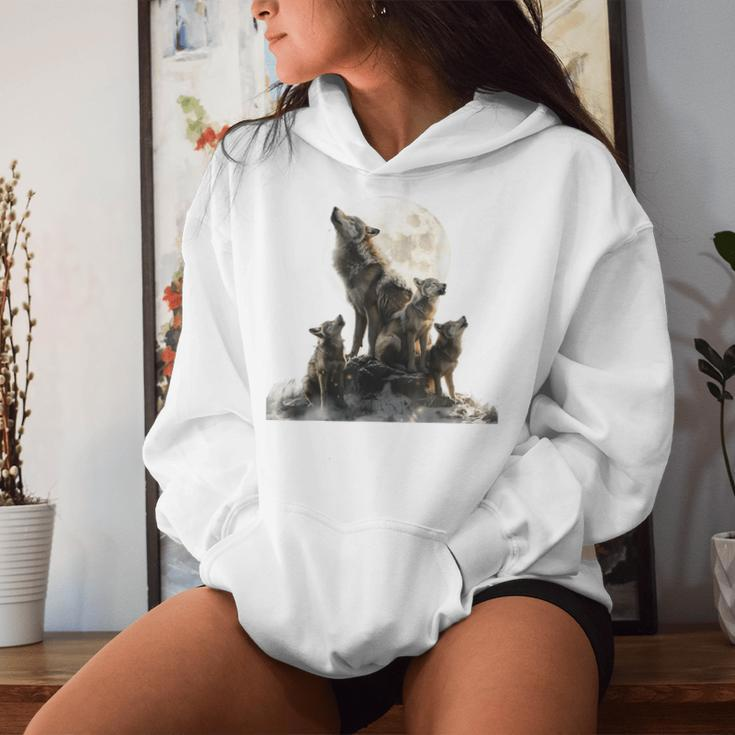 Mommy Wolf Howling At Moon Graphic Wolf Lovers Mother's Day Women Hoodie Gifts for Her