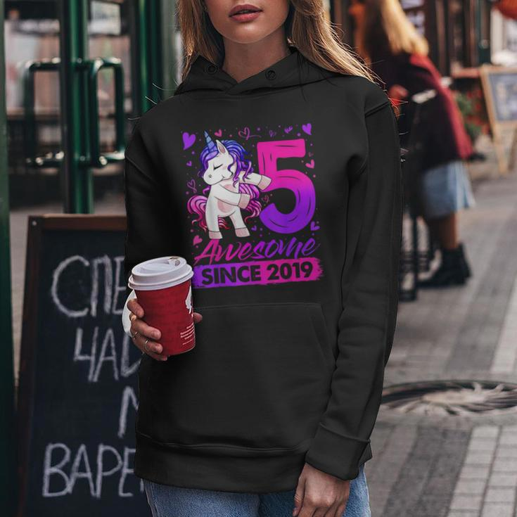 5 Years Old Flossing Unicorn 5Th Birthday Girl Party Women Hoodie Personalized Gifts