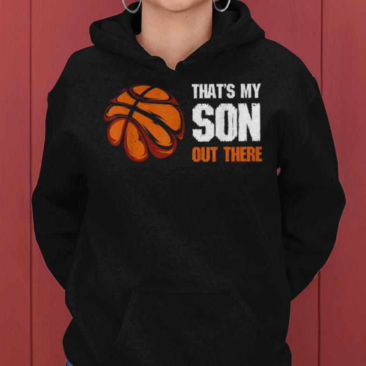 Basketball Mama Papa Lustig Das Ist Mein Sohn Da Draußen Basketball Kapuzenpullover für Damen