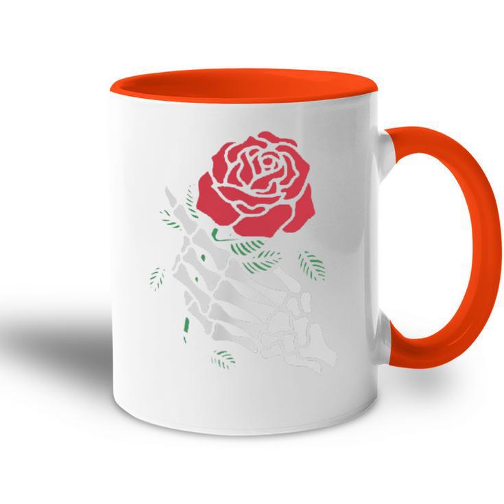 Rote Rose Weißes Skelett Hand Hält Eine Rote Rose Tasse Zweifarbig